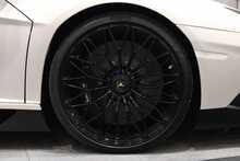 Lamborghini Aventador V12 LP 750-4 Superveloce