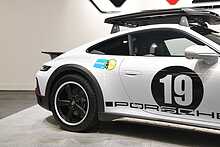 Porsche 911 T 992 Dakar