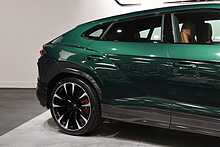 Lamborghini Urus V8 BiTurbo