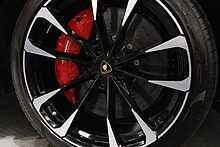 Lamborghini Urus V8 BiTurbo