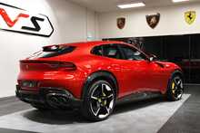 Ferrari Purosangue V12