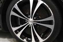 Aston Martin Vantage V12