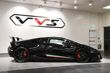 Lamborghini Huracan V10 LP 640-4 Performante