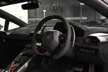 Lamborghini Huracan V10 LP 640-4 Performante