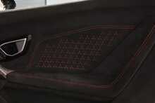 Lamborghini Huracan V10 LP 640-4 Performante