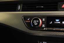 Audi RS4 Avant TFSI V6