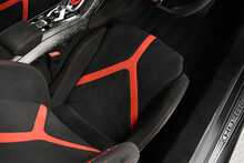 Lamborghini Huracan V10 LP 640-4 Performante