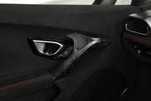 Lamborghini Huracan V10 LP 640-4 Performante