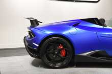 Lamborghini Huracan V10 LP 640-4 Performante