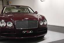 Bentley Flying Spur V8