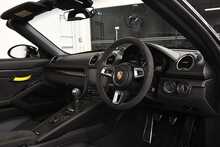 Porsche 718 Spyder 