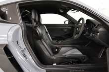 Porsche 718 Cayman GT4 RS