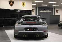 Porsche 718 Cayman GT4 RS