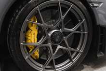 Porsche 718 Cayman GT4 RS