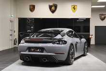 Porsche 718 Cayman GT4 RS