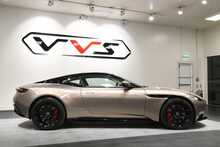 Aston Martin DB11 V12