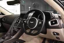 Aston Martin DB11 V12