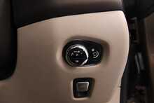 Aston Martin DB11 V12