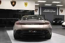 Aston Martin DB11 V12