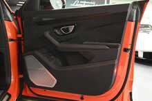 Lamborghini Urus V8 S