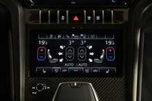 Lamborghini Urus V8 S