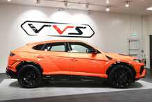 Lamborghini Urus V8 S