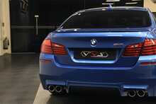 BMW M5 V8
