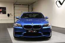 BMW M5 V8