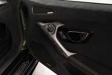 Lamborghini Huracan V10 LP 640-4 Performante