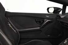 Lamborghini Huracan V10 LP 640-4 Performante