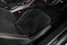 Lamborghini Huracan V10 LP 640-4 Performante