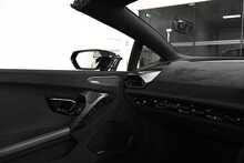 Lamborghini Huracan V10 LP 640-4 Performante