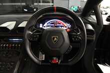 Lamborghini Huracan V10 LP 640-4 Performante