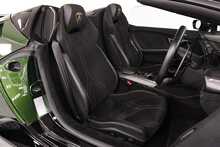 Lamborghini Huracan V10 LP 640-4 Performante