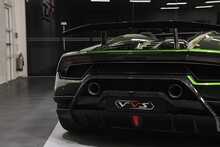 Lamborghini Huracan V10 LP 640-4 Performante