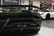 Lamborghini Huracan V10 LP 640-4 Performante