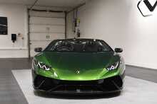Lamborghini Huracan V10 LP 640-4 Performante