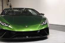 Lamborghini Huracan V10 LP 640-4 Performante