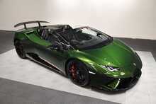 Lamborghini Huracan V10 LP 640-4 Performante