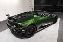 Lamborghini Huracan V10 LP 640-4 Performante