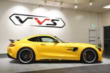 Mercedes-Benz AMG GT V8 BiTurbo R