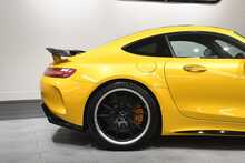 Mercedes-Benz AMG GT V8 BiTurbo R