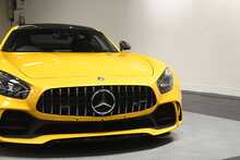 Mercedes-Benz AMG GT V8 BiTurbo R