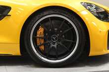 Mercedes-Benz AMG GT V8 BiTurbo R