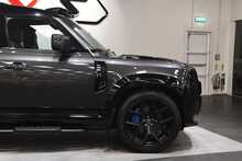 Land Rover Defender 110 P525 V8