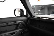 Land Rover Defender 110 P525 V8