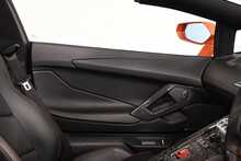 Lamborghini Aventador V12 LP 700-4 