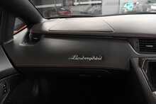 Lamborghini Aventador V12 LP 700-4 