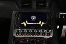 Lamborghini Aventador V12 LP 700-4 