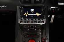 Lamborghini Aventador V12 LP 700-4 